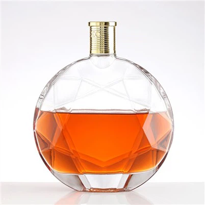 Skleněná láhev na likér o objemu 750 ml