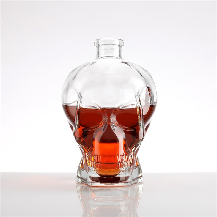 Sklenice na likér Skull 375 ml